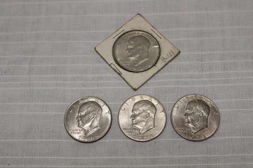 Dollar coins x 4....all for R 100!! See details below....