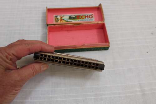 Hohner `Echo` Harp harmonica - excellent! Absolute bargain!