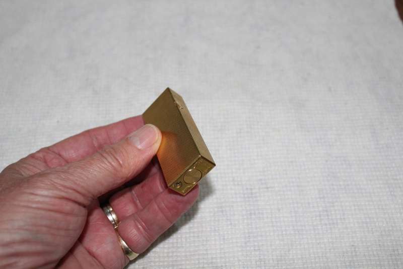 Dunhill gold plated lighter - excellent condition!
