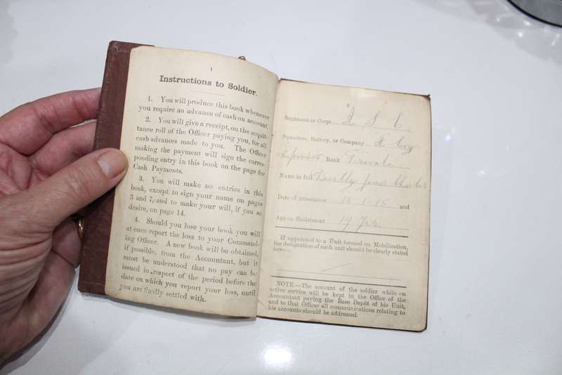 WW1 Soldiers Paybook....amazing!