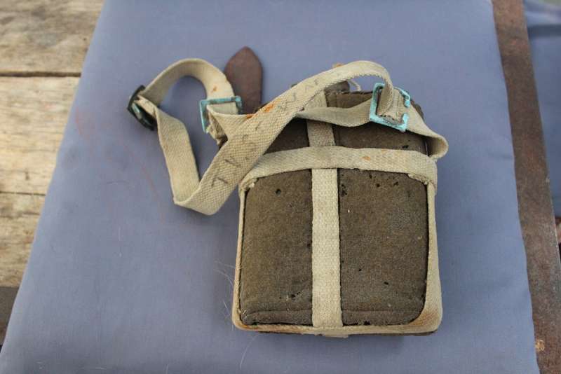 WW2 water bottle - complete