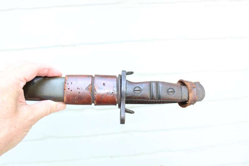 A rare US bayonet!.....details below.....
