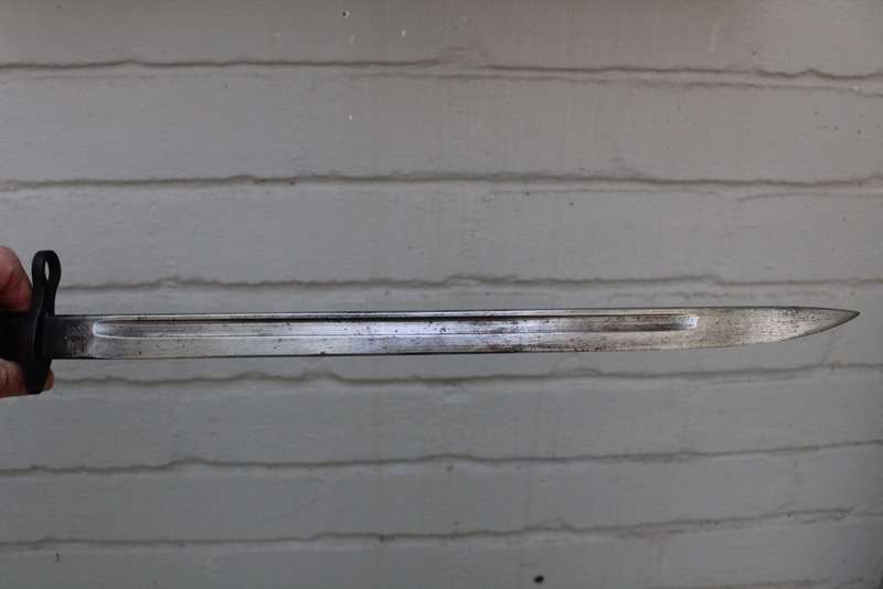 A rare US bayonet!.....details below.....