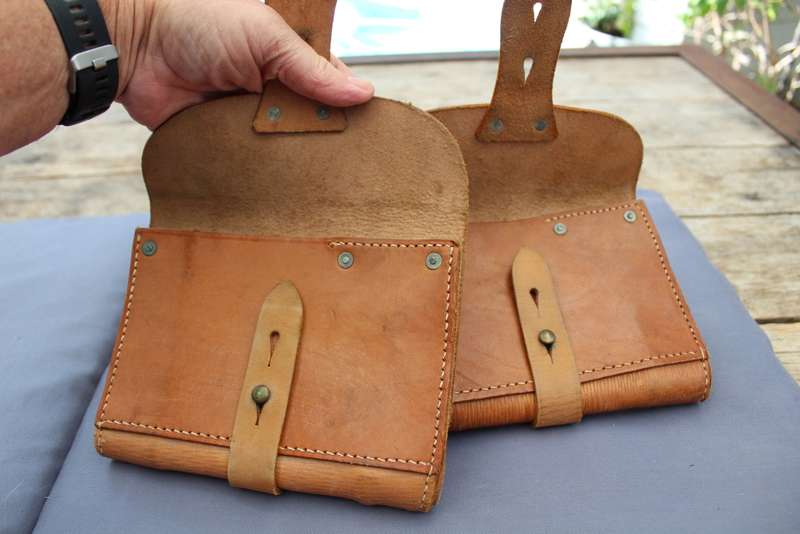 WORLD WAR II (1941) B.H & G LEATHER AMMO POUCHES X 2 !!