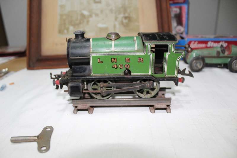 Hornby LNER Tank Loco.....WITH KEY!....working