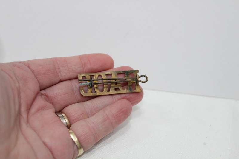 Royal Army Ordinance Corps shoulder title - excellent condition