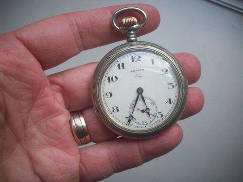 Zenith in wonderful, working condition!