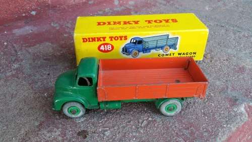 DINKY TOYS 418 COMET WAGON WITH HINGED TAILBOARD in original box