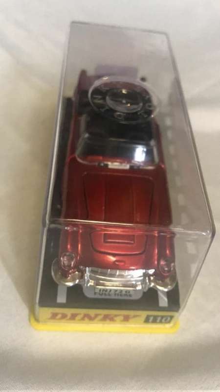 Dinky Toy Aston Martin DB5 IN ORIGINAL BOX