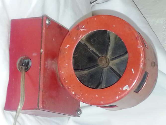 Vintage Fire Siren IN PERFECT WORKING ORDER