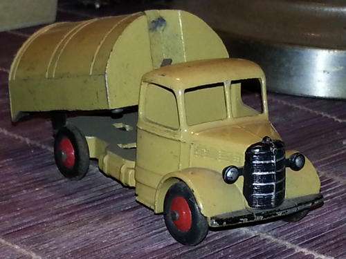 Dinky 252 Bedford Refuse Wagon 1:43