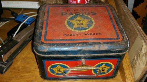 VINTAGE RADIUS BRASS PRIMUS STOVE (FOLD UP) MADE IN SWEDEN N ORIGINAL TIN