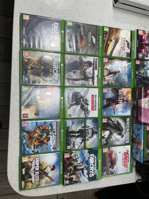 Xbox One Day One Edition With Games