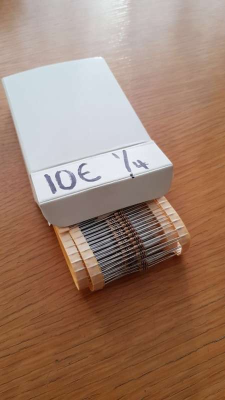 10 ohm 5% 1/4W Carbon Film Resistor
