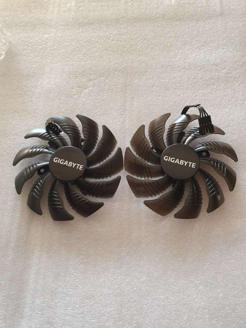 Gigabyte Rx 580 Replacement Fan set 4pin connectors (87mm)