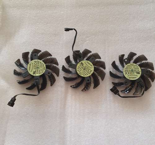 Gigabyte Trio Gpu Replacement fan set 4pin connectors (75mm)