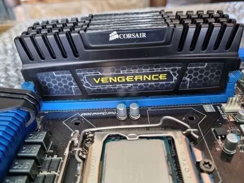 MSI Z77A-GD80 Motherboard + Intel I7 3770K Cpu + 32GB Corsair Vengeance Ram