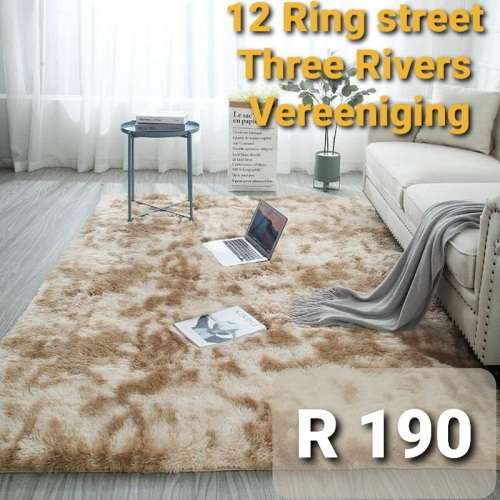 Fluffy Carpet R 190  200x150cm