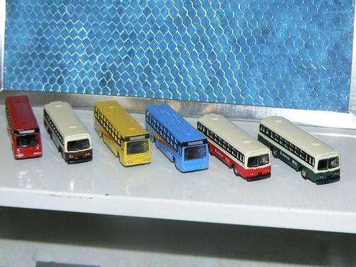 6 x  Scale N Bus              FREE SHIPPING !!!!