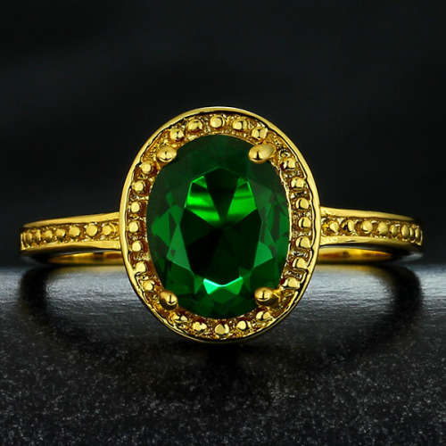 BEAUTIFUL SIMULATED EMERALD LADIES RING