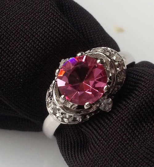 EYE CATCHING SPARKLING SIMULATED PINK TOPAZ AND SIMULATED DIAMOND LADIES RING