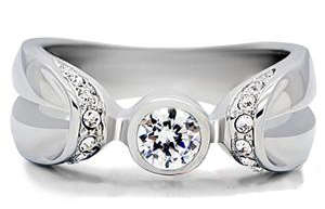 STUNNING STAINLESS STEEL SIMULATED DIAMOND LADIES RING