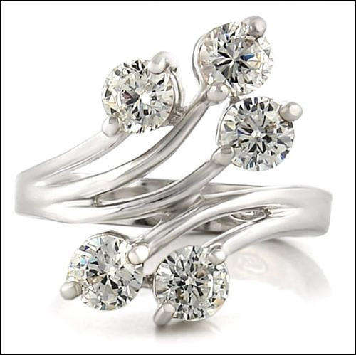 STUNNING STAINLESS STEEL SIMULATED DIAMOND LADIES RING