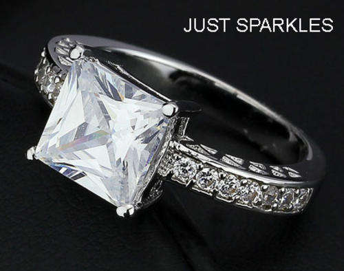 18K WHITE GOLD PLATED SIMULATED DIAMOND LADIES RING