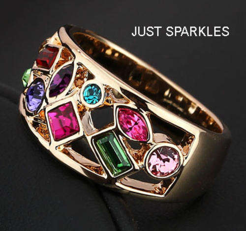 STUNNING YELLOW GOLD PLATED SIMULATED DIAMOND LADIES RING