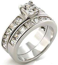 18K WHITE GOLD PLATED SIMULATED DIAMOND WEDDING RING SET