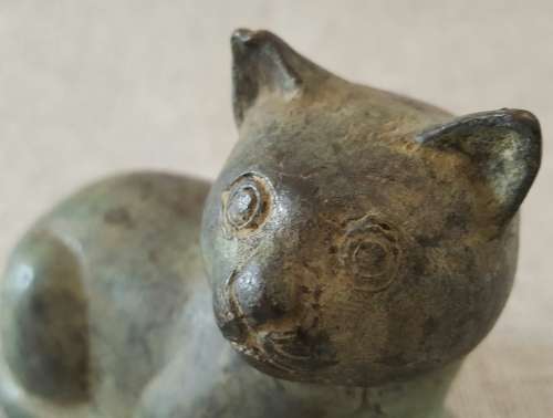 VERDIGRIS BRASS CAT PAPERWEIGHT / ORNAMENT