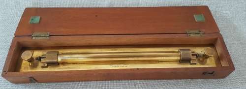 AN ORIGINAL COOKE TROUGHTON & SIMMS LTD NAUTICAL ROLLING PARALLEL RULER CIRCA 1922 - 1938