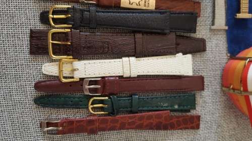 Job Lot of 31 Vintage Leather and Other Watch Straps all in Mint Condition