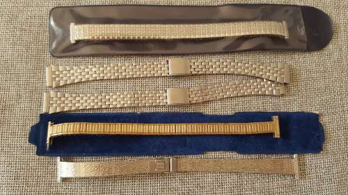 Job Lot of 31 Vintage Leather and Other Watch Straps all in Mint Condition