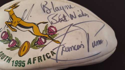 RUBY WORLD CUP 1995 - AUTOGRAPHED RUGBY BALL, INCLUDING FRANCOIS PIENAAR *RELISTING*