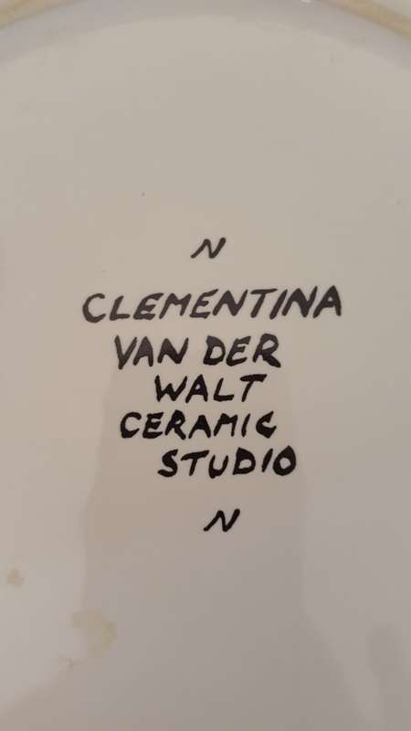 CLEMENTINA VAN DER WALT CERAMIC STUDIO PLATE - "AFRICAN CAFE" - BRIGHT