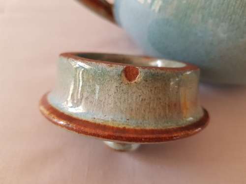 LINN WARE STUDIO POTTERY - RARE TEAPOT IN MOTTLED TURQUOISE GLAZE