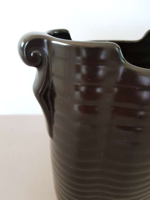 Mid-Century Modern South African Studio Ceramics - Mat Black Art Deco Horizontal Ribbed Vase