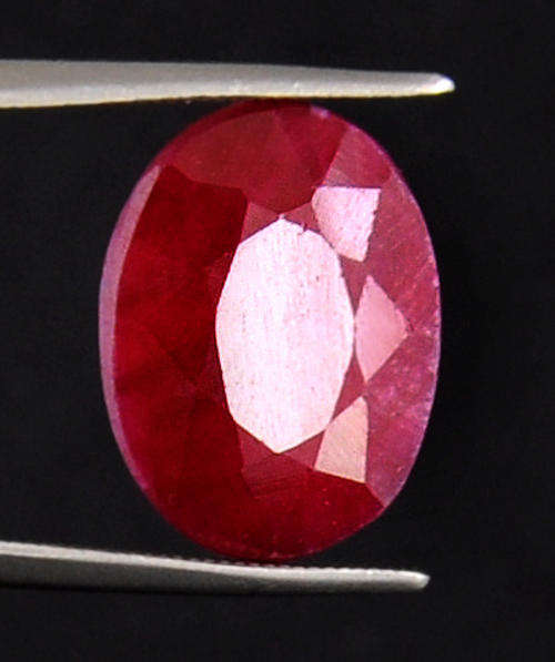 RICH DEEP RED AFRICAN RUBY, 7.500CTS .  COLOUR ENHANCED