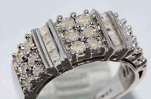 IMMACULATE 1.200CT NATURAL DIAMOND RING SET IN 925 STERLING SILVER! VALUE : R15'219.00