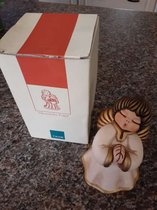 Highly collectable! THUN "Klassischer Engel" ceramic angel