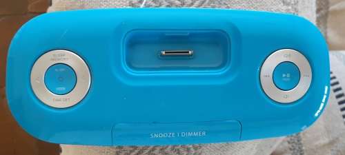 Still got an iPod? You'll need this charger/alarm!