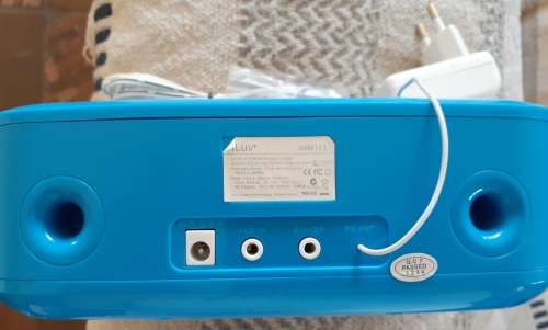 Still got an iPod? You'll need this charger/alarm!