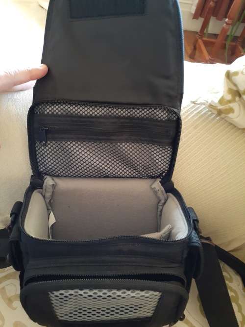REDUCED!! Samsung HD Camcorder H300 Series in top condition