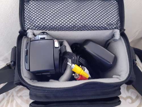 REDUCED!! Samsung HD Camcorder H300 Series in top condition