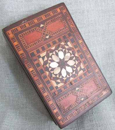 RECTANGULAR SHAPED,   WOODEN ORIENTAL BOX WITH FINE BONE, MOTHER OF PEARL AND WOODEN INLAY WORK