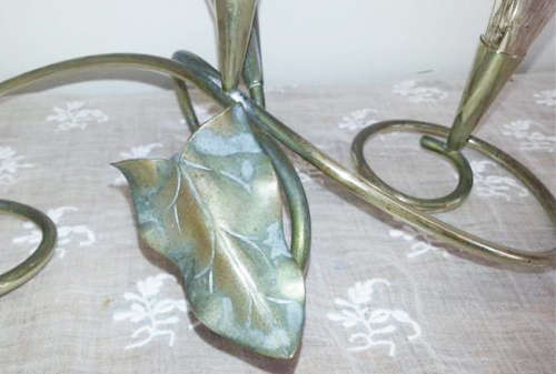 ATTRACTIVE VINTAGE / ANTIQUE ART DECO LOOKING,  TABLE CENTRE SILVER PLATED, EPERGNE WITH 3 FLUTES