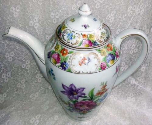 1932 -  1944  STUNNING AND BEAUTIFULLY HAND PAINTED SCHUMANN DRESDEN COFFEE POT, 1932-1944