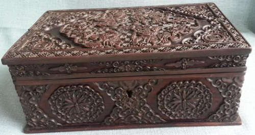 ANTIQUE, CHINESE RECTANGULAR SHAPED, INTRICATELY HAND CARVED, WOODEN TRINKET BOX