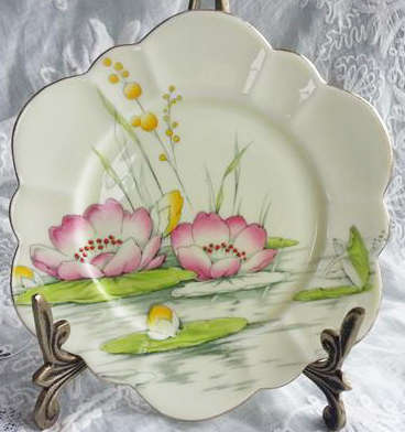 RARE !!!   COLLECTORS DISPLAY  1913-1920 HAND PAINTED,  DBL.FLOWER HANDLE, PARAGON WATER LILY DESIGN